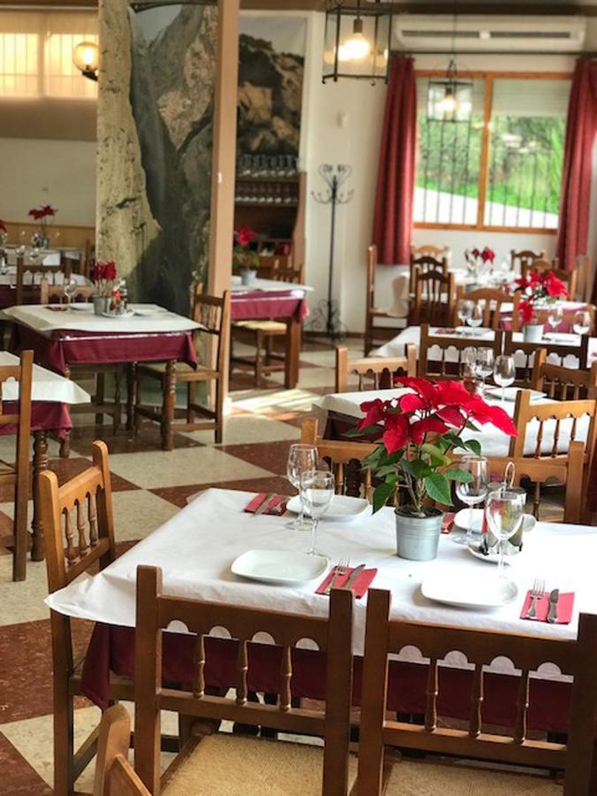 Hostal Restaurante El Cruce Ardales Luaran gambar